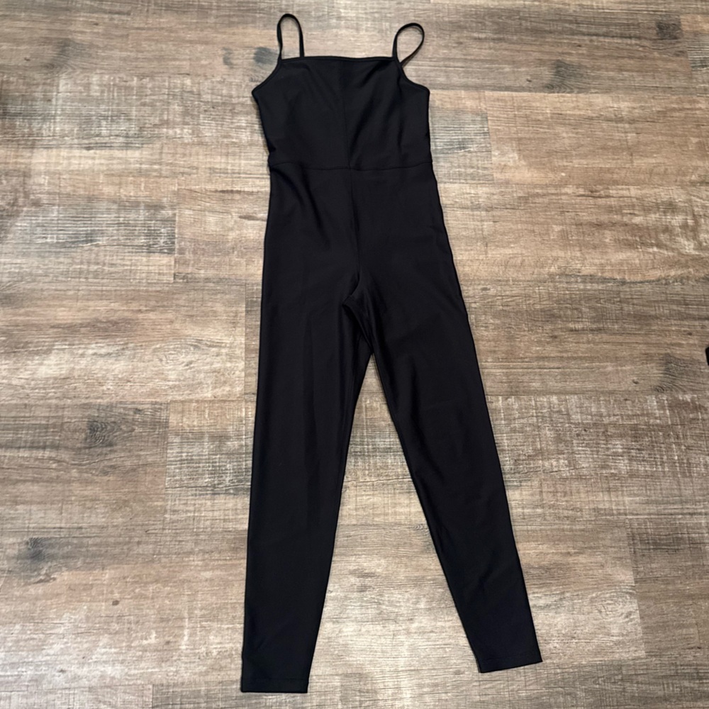 EUC Old Navy Power Soft Jumpsuit - Size M Tall